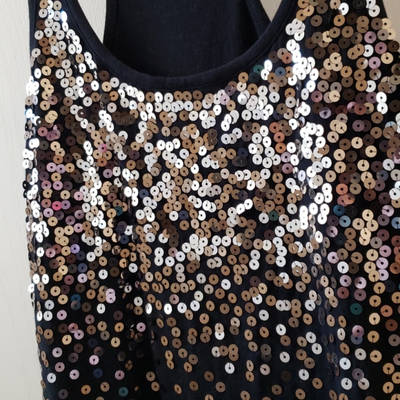 NWOT Black and gold sequin racerback tank - Picture 2 of 4